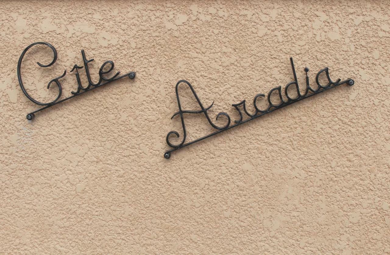 Gite Arcadia Saint-Ambroix Exterior photo